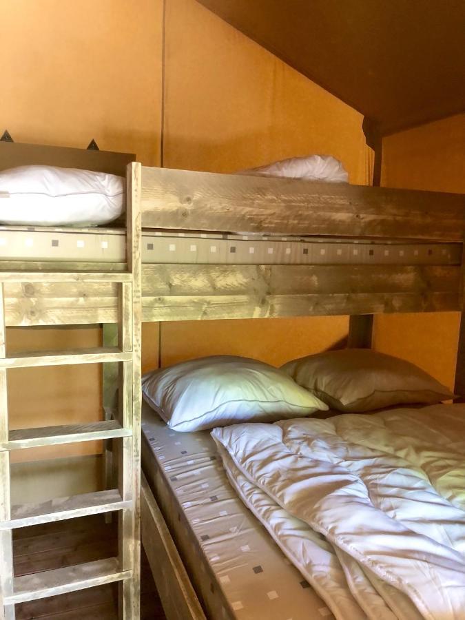Vieilles-Maisons-sur-Joudry Camping Etang Des Bois מראה חיצוני תמונה